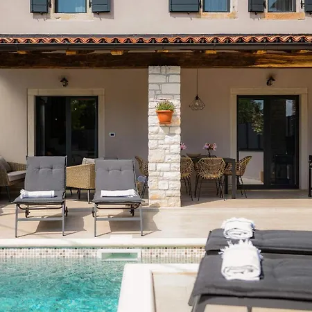 Milly Holiday home